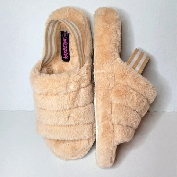 WILD DIVA Soft & Fuzzy Slippers, Elastic Heel Straps. Tan (New) - Picture 1 of 11